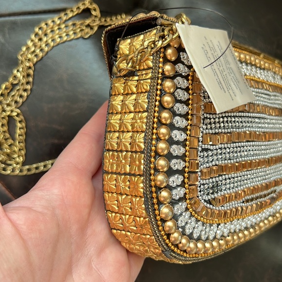 Lulu NYC brand new with tags cross body beaded chain flap purse - Picture 5 of 7